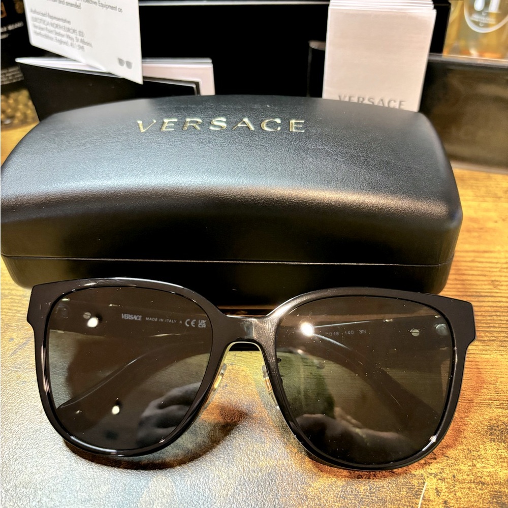 Authentic Versace Sungasses